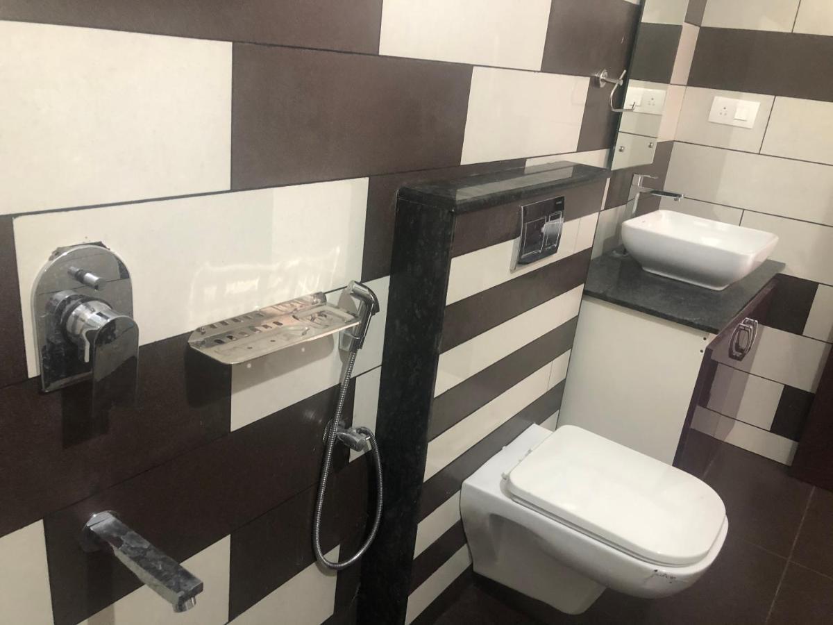 Raveendra Inn Kalpatta Zewnętrze zdjęcie